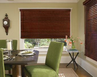 Gator Blinds offers window treatments, blinds, window shades, window coverings, wood blinds, mini blind, vertical blinds, horizontal blinds, custom window coverings, blinds, window treatment dealer, cellular shades, honeycomb shades, duette shades, blind covering dealers. Serving Orlando, Winter Park, Kissimmee, Lake Mary, Longwood, Sanford, Altamonte Springs, Maitland, Oviedo, Winter Springs, Casselberry, Clermont